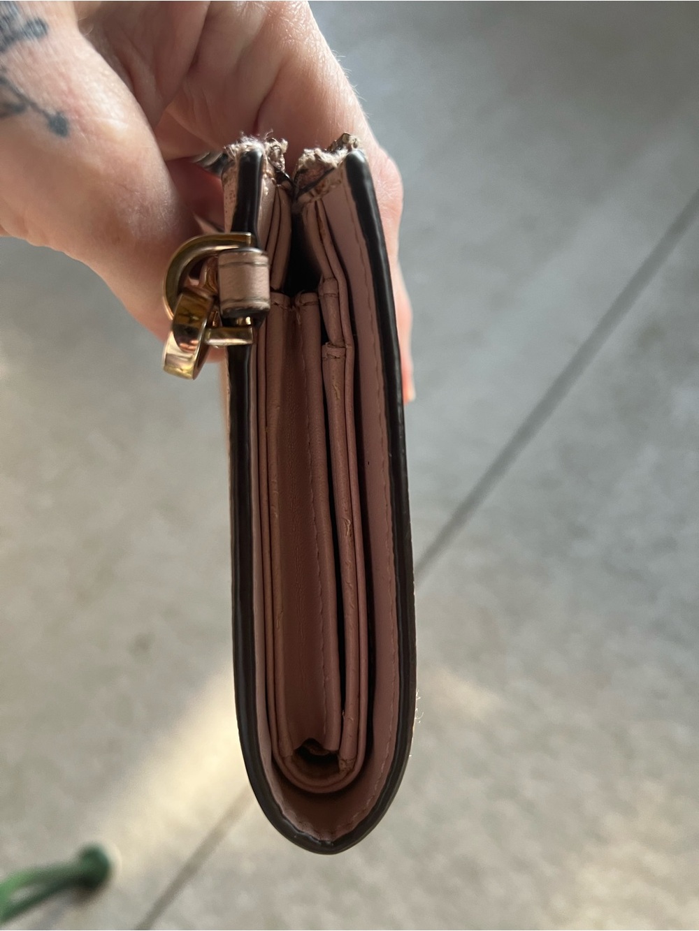 Michael Kors Blush Pink Signature Wristlet Wallet - Picture 11 of 14
